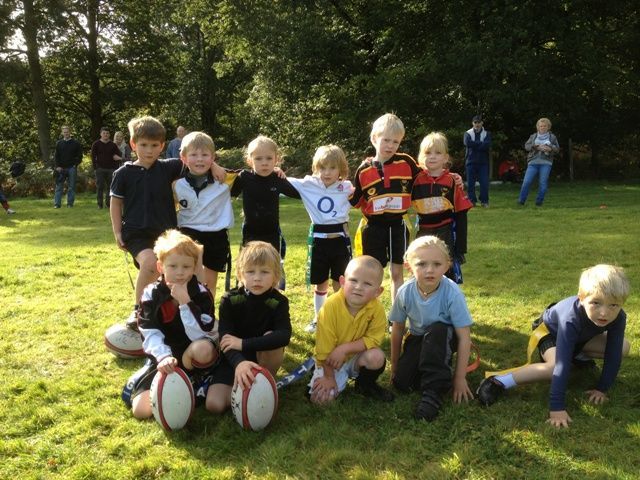 Under 6/7’s play at half time of the 1st team game