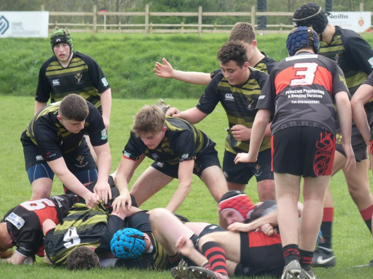 Cirencester 12 Cinderford 30