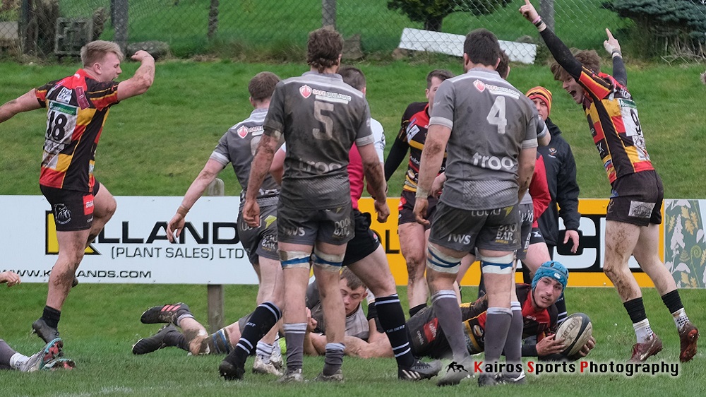 CINDERFORD 43 DARLINGTON MOWDEN PARK 34