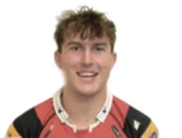 Hugo Murray (Centre)